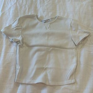 BERSHKA white cropped basic t